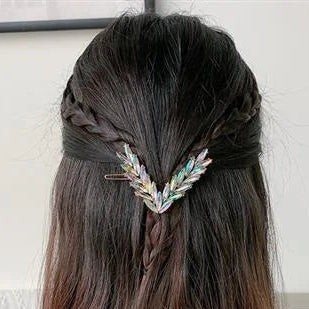 ✨ Barrette Cheveux Cristal en V – Élégance Chic & Glamour