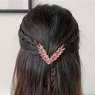 ✨ Barrette Cheveux Cristal en V – Élégance Chic & Glamour
