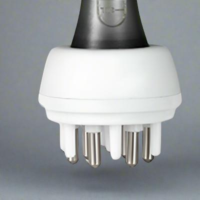 Applicateur, Embout doseur, précis, Huiles essentielles, Huiles nourrissantes
Soignés, Distribution uniforme.