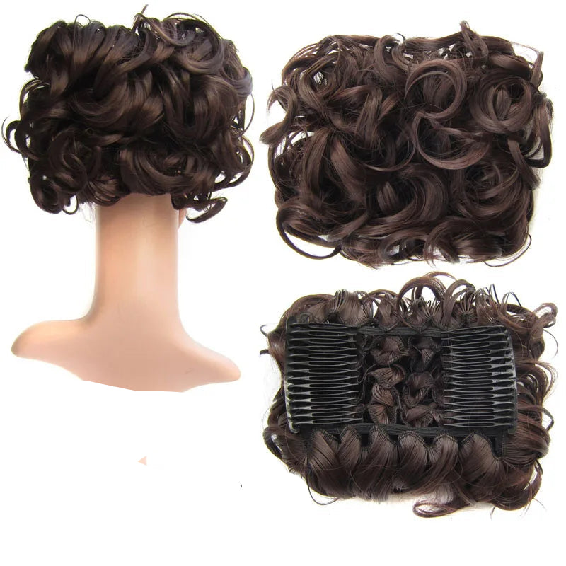 Extension de cheveux chignon postiche bouclé avec épingle et elastique, idéal pour ajouter du volume et de la texture à vos coiffures. Ce chignon est fabriqué à partir de cheveux synthétiques ou humains, offrant des boucles naturelles et élégantes. Facile à installer en quelques secondes, il vous permet de créer un look chic et sophistiqué pour toutes les occasions, que ce soit pour un événement spécial ou une soirée