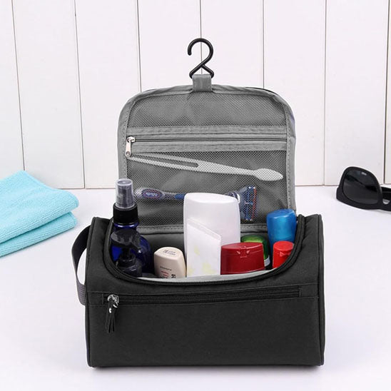 Trousse de toilette Ă suspendre, avec crochet