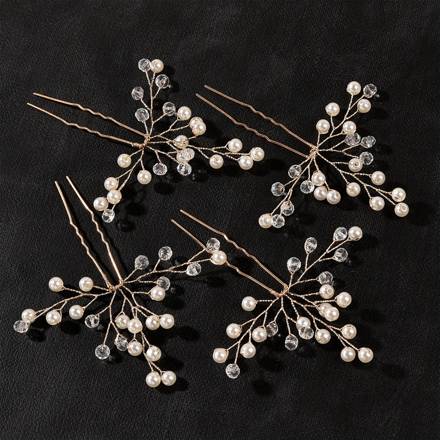 Épingles à cheveux avec fleurs de perles, parfaites pour un maintien élégant et glamour.