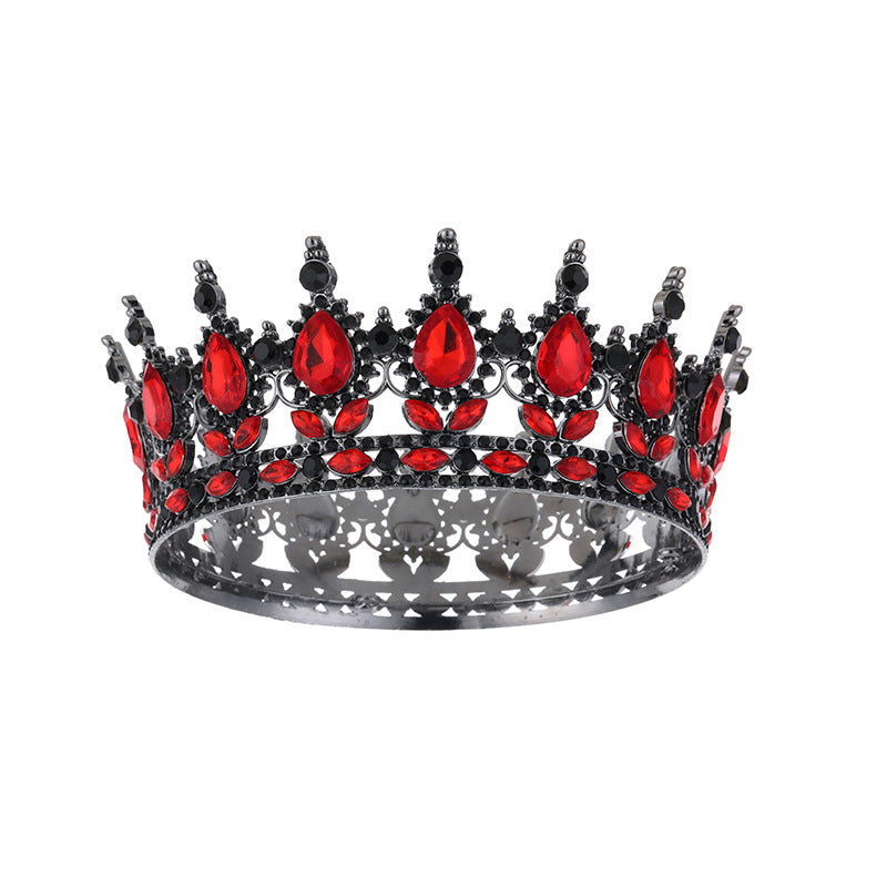 Diadème élégant en strass argent oxydé orné d'imitation  de pierres noires et rouges pour un effet royale , en vue d'un mariage ou soirée – vue de face