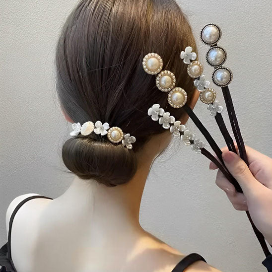 Accessoire-cheveux-décoratif-avec-perles-élegant-pour-coiffure-chic-ajout-de-brillance-et-de-sophistication-pour-toutes-occasions-perles-détail-luxueux- différents motifs- chignon bas sur femme- 