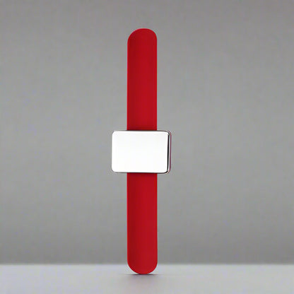 Bracelet avec aimants pour coiffure, un accessoire pratique pour organiser et garder vos outils de coiffure à portée de main.