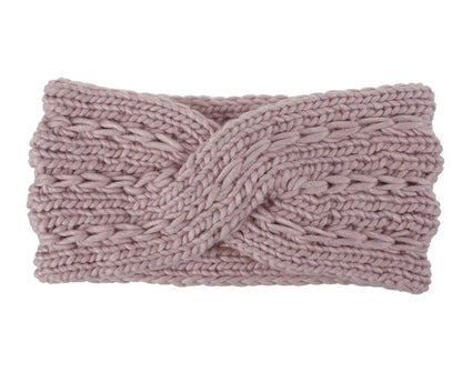 Bandeau rose pastel tressé cheveux hiver, accessoire mode chaud et élégant pour protéger vos cheveux du froid tout en ajoutant une touche stylée à votre tenue.