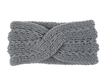 Bandeau gris tressé cheveux hiver, accessoire mode chaud et élégant pour protéger vos cheveux du froid tout en ajoutant une touche stylée à votre tenue.