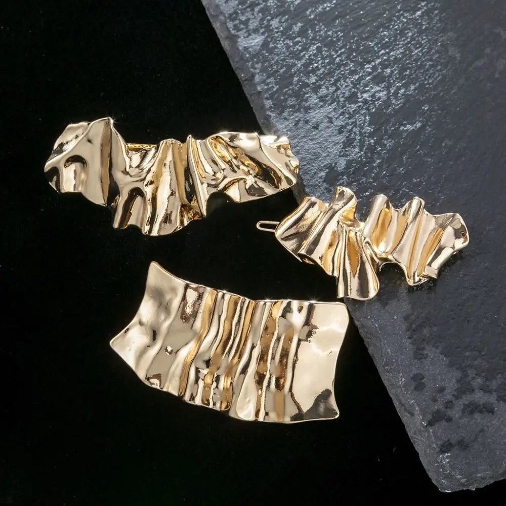 Barrette Métal Chic – Accessoire Cheveux Élégant pour Femme ✨