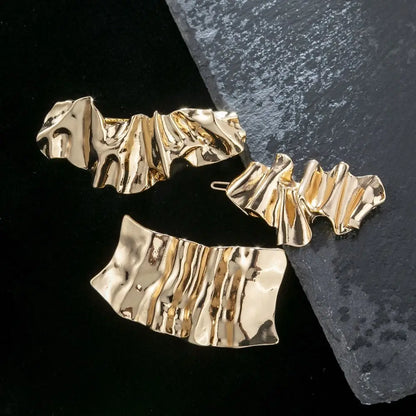 Barrette Métal Chic – Accessoire Cheveux Élégant pour Femme ✨