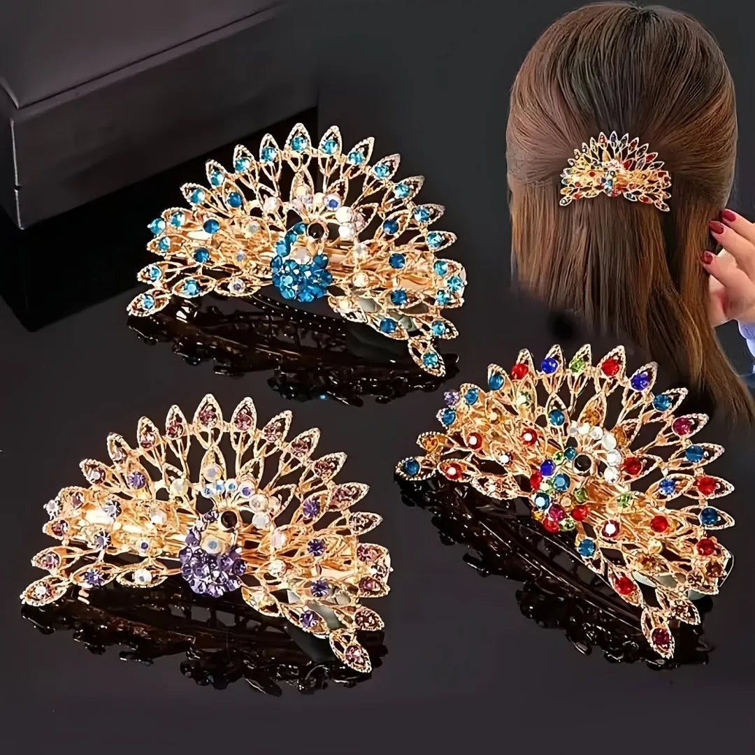 Barrettes strass en forme de paon et porté sur demie queue