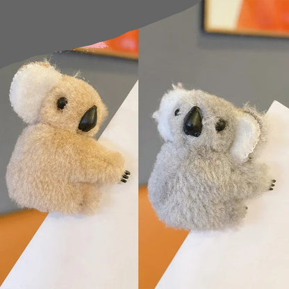 2 Pinces à cheveux peluche Koala  grise ou beige  : l'accessoire mignon et pratique - Parfaite pour les petites filles comme pour les adultes, cette pince originale et kawaii permet de maintenir vos cheveux tout en apportant une note ludique et mignonne-