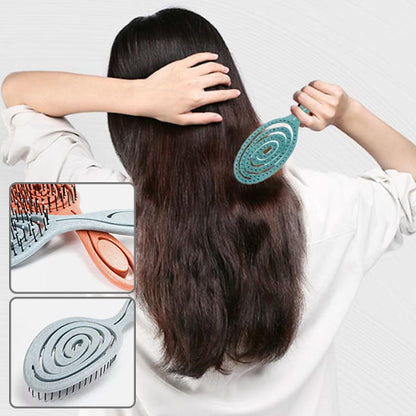 Brosse à cheveux pour boucles, antistatique et démêlante, idéale pour cheveux bouclés ou frisés, avec picots souples pour un coiffage sans frisottis.- femme de dos