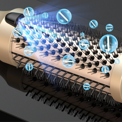 Brosse brushing à chaleur pour sublimer les cheveux rapidement