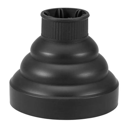 Diffuseur noir pour sèche-cheveux – conçu pour diffuser la chaleur uniformément, préserver la texture des boucles et apporter un volume naturel sans friser