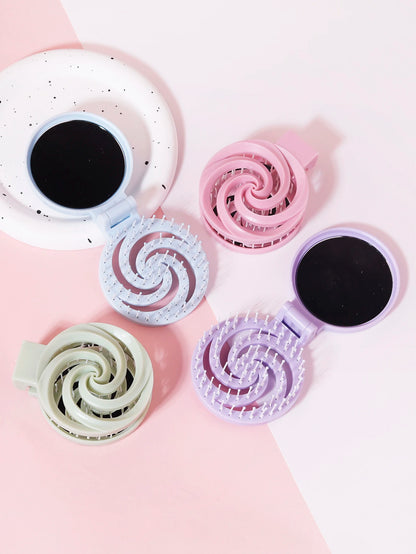 Ensemble brosse à cheveux de voyage, compact et pratique, parfait pour maintenir une coiffure soignée en déplacement