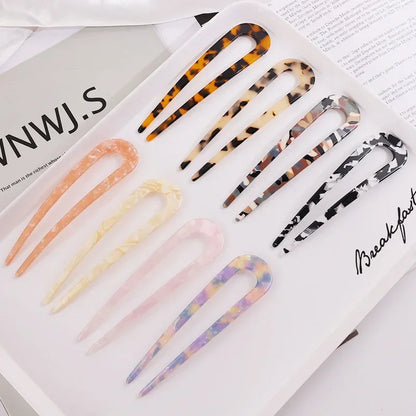 Des Épingles de 11 cm, conçues pour fixer les cheveux de manière discrète et sécurisée, pour chignon facile, coiffure facile. 