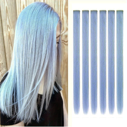 Extensions à clip dégradé de bleu gris, ajoutent une touche de brillance et de couleur à vos cheveux pour un look festif et glamour.