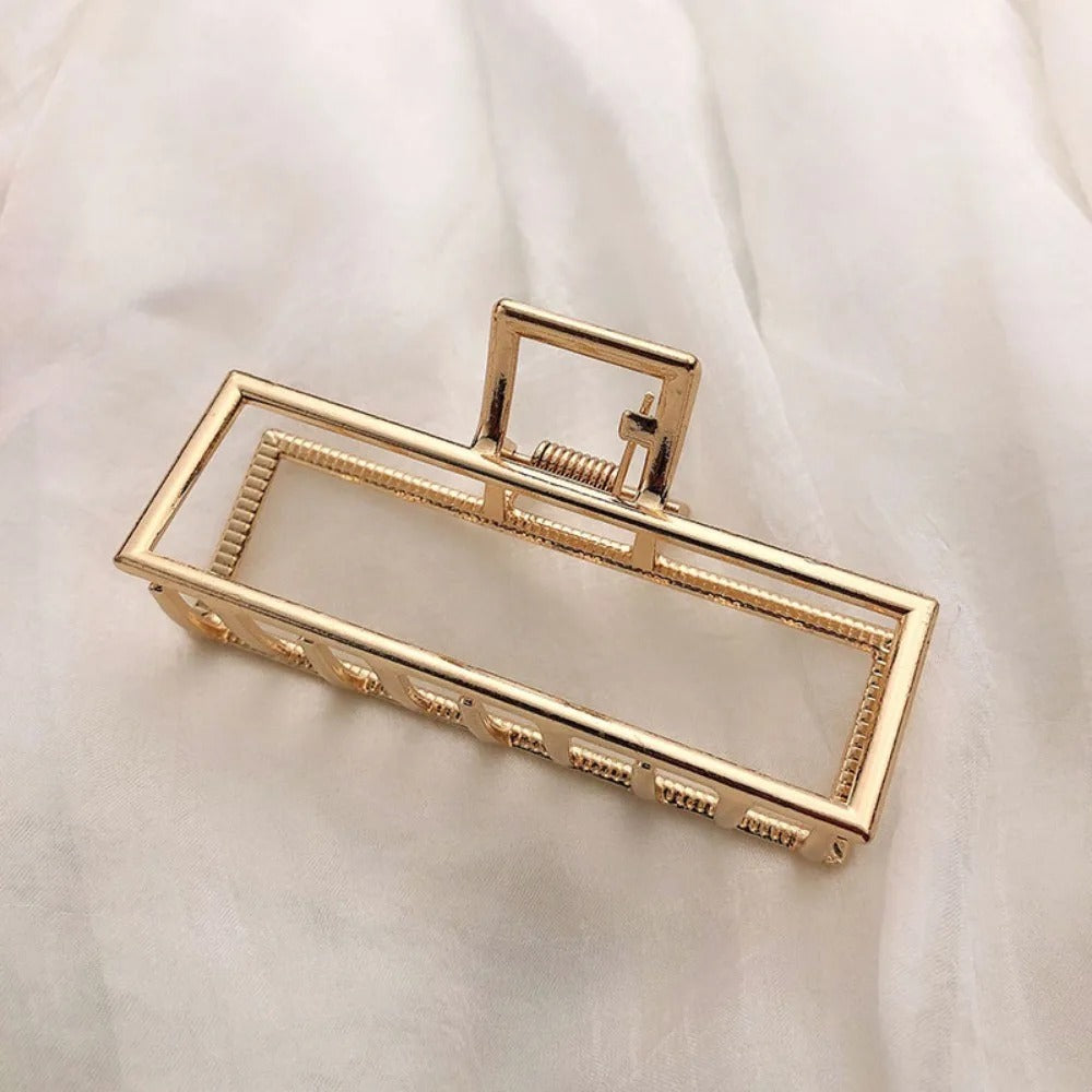 Pince à cheveux décorative en métal rectangle, pour un maintien solide et un style raffiné. Pince à cheveux élégante en métal, idéale pour maintenir les coiffures en place toute la journée.