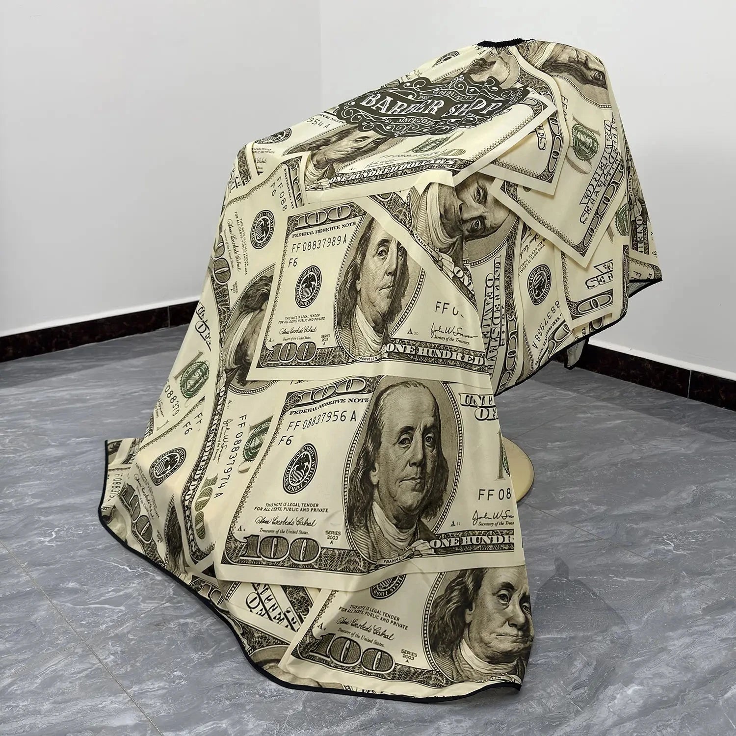 Cape barbier 145x180 cm imperméable – Anti-taches & anti-décoloration - Cheveu Soyeux