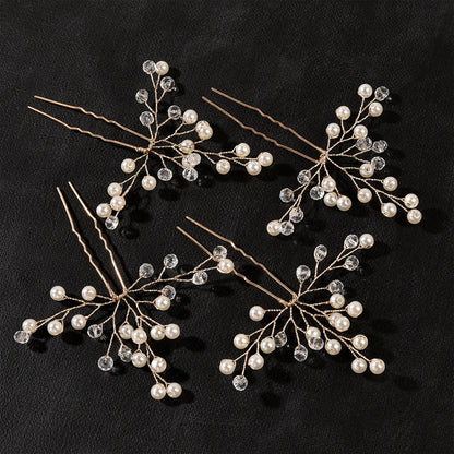 Épingles à cheveux avec fleurs de perles, parfaites pour un maintien élégant et glamour.